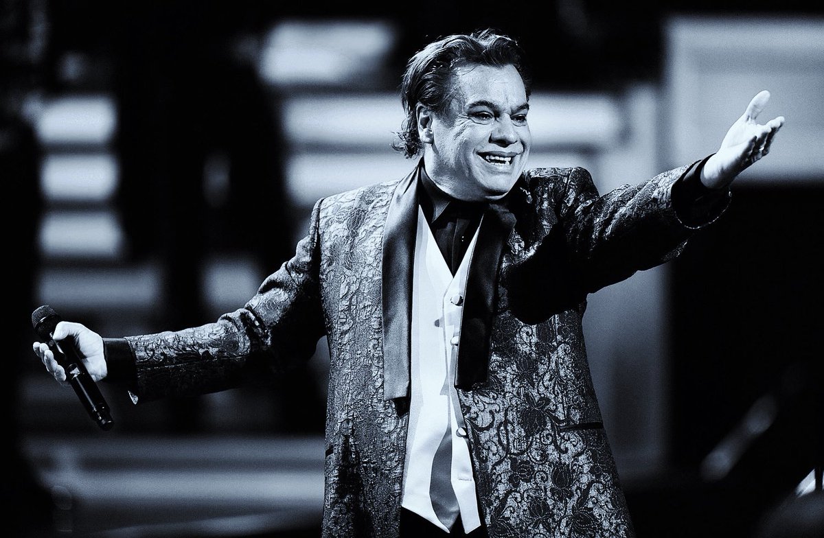 Remembering Juan Gabriel. 

#juangabriel #divodejuarez