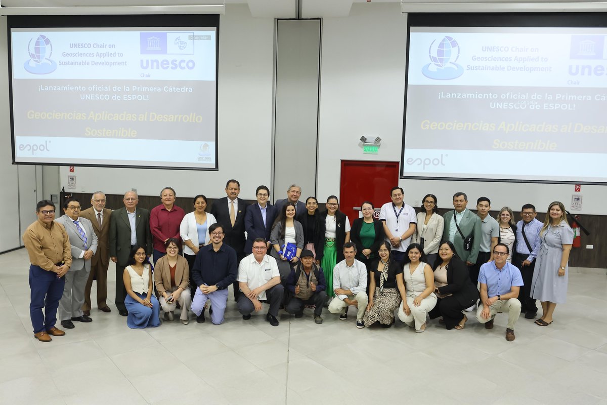 CipatEspol's tweet photo. #EventoCIPAT I La ESPOL, a través del CIPAT, inauguró su primera Cátedra UNESCO, marcando un hito en su trayectoria académica y proyección internacional. Docencia, Investigación y Vinculación confluyen en la Cátedra UNESCO para enfocar el Desarrollo Sostenible con gestión. https://t.co/Twli6iOCsM