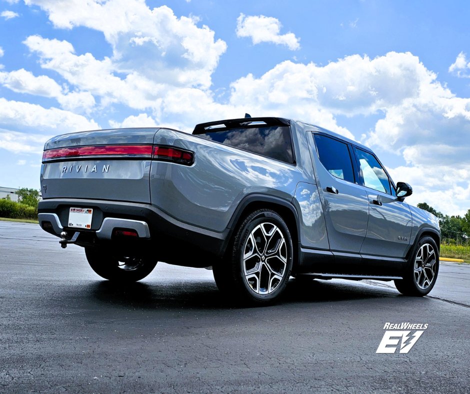 RealWheels EV tweet media