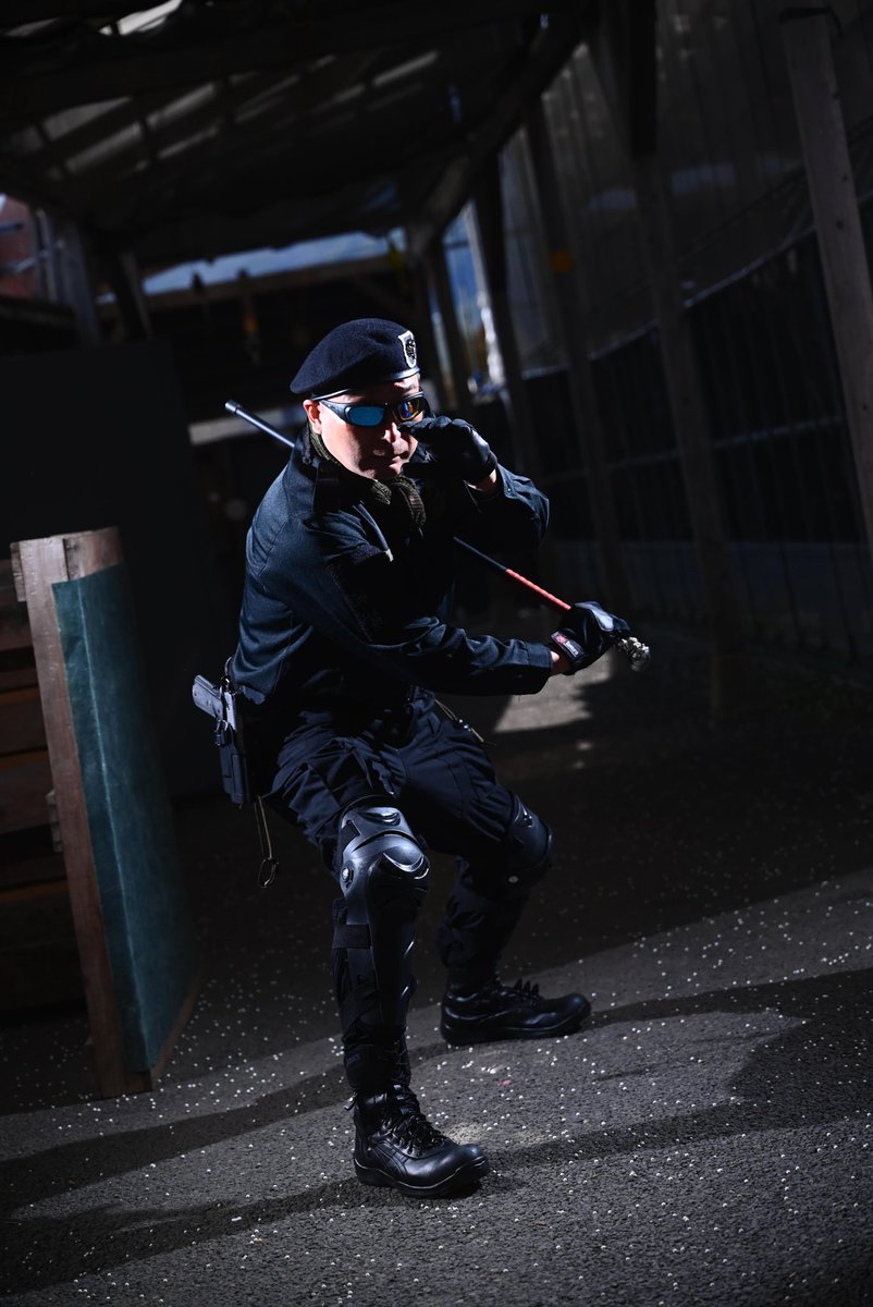 #これを見た人は何かブラック的なものをあげる見た人強制

【男組】宮口のその後のつもり

影の総理に雇われた傭兵から
紆余曲折
今年から
とある人材派遣会社(PMC)に
入社しました🤭
(本当は赤ベレーが制服ですが)

(業務連絡させて頂きます
諸島屋は明日、明後日は
お休みさせて頂きます)🫡