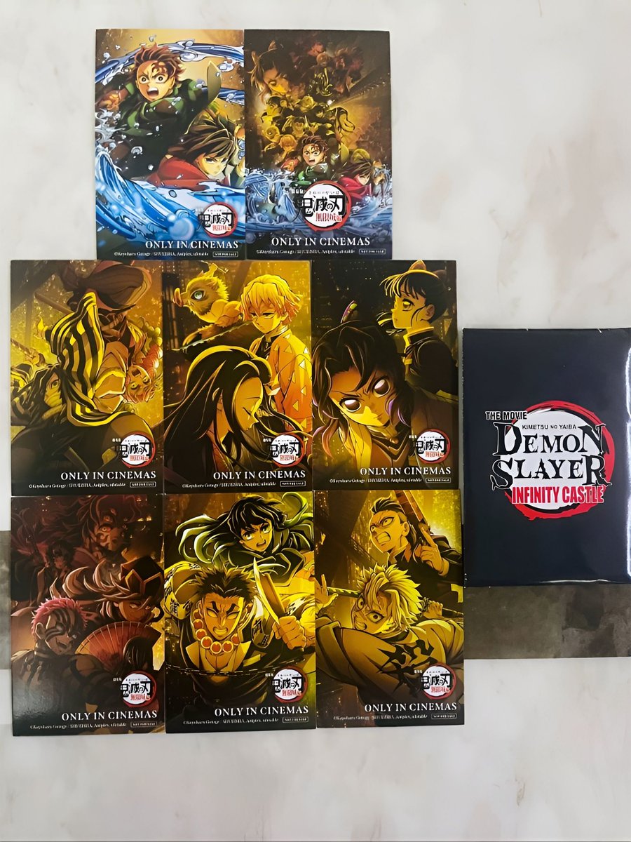 animeposts's tweet photo. REGAL is offering these insane Demon Slayer trading cards during the opening weekend!! Movie releases Sept 12 🔥 https://t.co/whnNZDdYbW