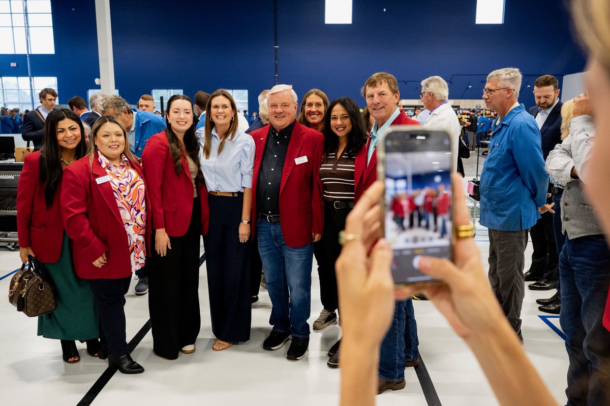 SarahHuckabee's tweet image. Tell an outsider we’re trying to build a Silicon Valley in the Ozarks and they might think you are overly ambitious. But anyone who’s seen how much Northwest Arkansas has grown in the past decade knows it’s within reach.

Thank you @Keytronicglobal for creating 400 new tech jobs