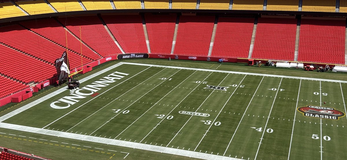 Travis Hogan tweet media