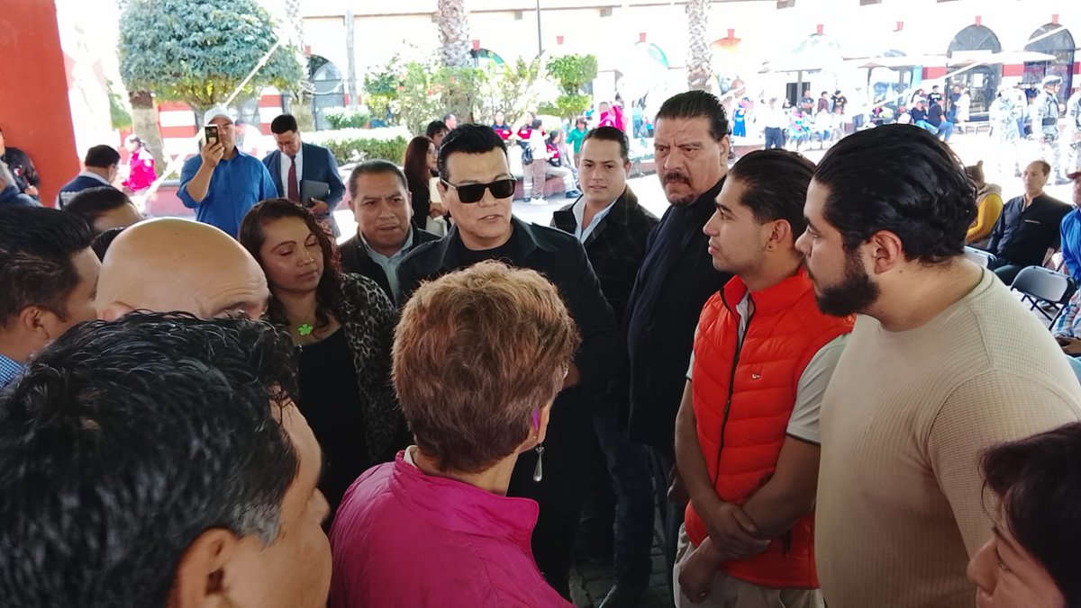 Un gusto enorme acompañar a mi querido Abelardo Rodríguez, presidente municipal de Tepetlixpa, en la ceremonia por el aniversario de la fundación del municipio que orgullosamente y de excelente manera gobierna actualmente. Y más grato encontrarme con buenos amigos. #FuerzaNaranja