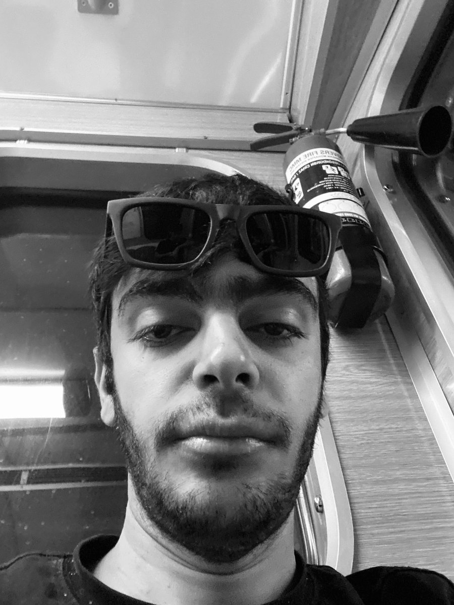 cavxhdan's tweet photo. Köhnə gatar çox istidi 🥵 https://t.co/NXg3XoxKkD