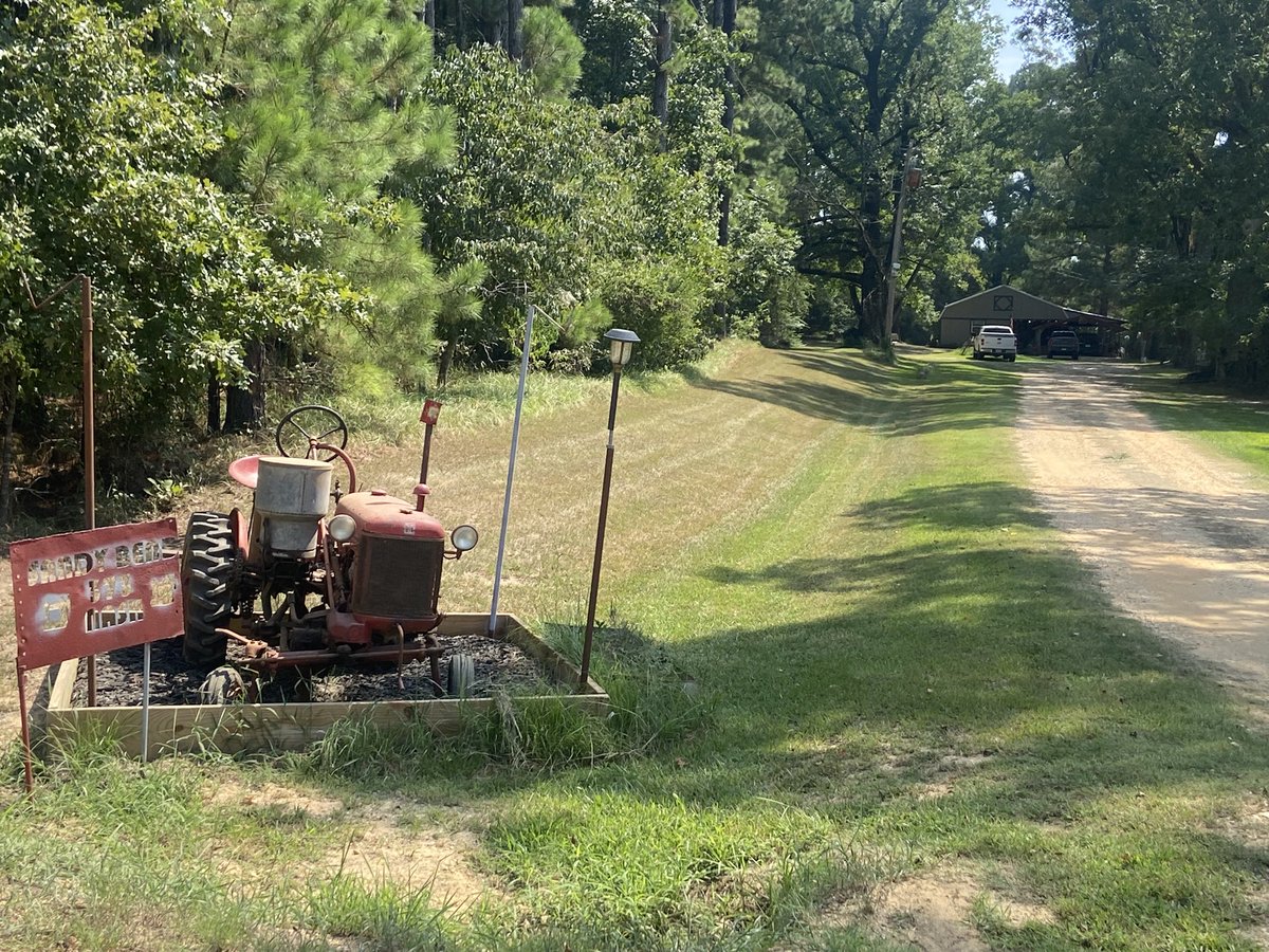 Got my mow in today but not my yard for the greatest mother in the word her house and  farm. She past away last night. “Mow well Ladies and gentlemen!” <a href="/OutKickTNML/">ThursdayNightMowingLeague</a>