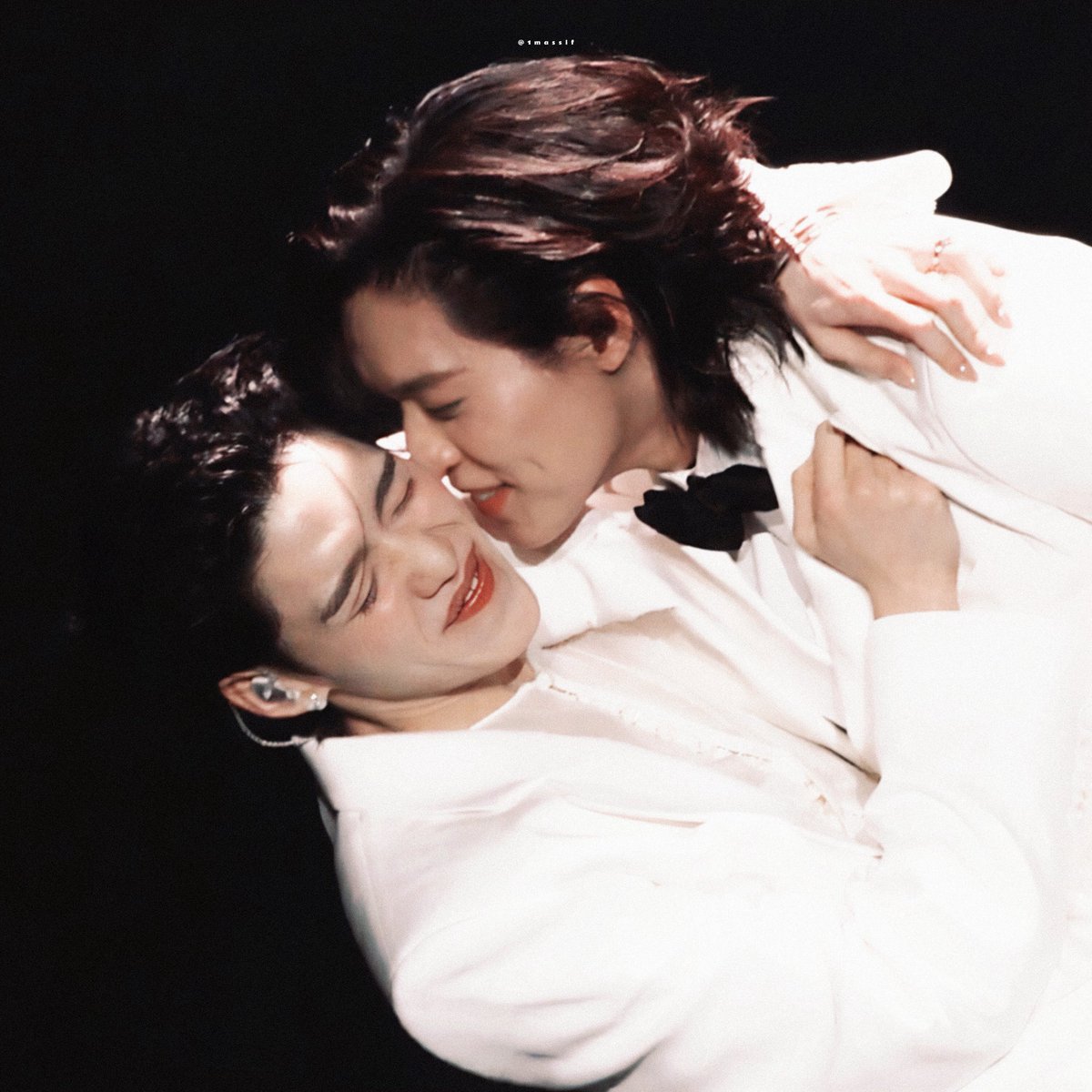 Ningbkpp08's tweet photo. 💏🧧👻เป็นอีกหนึ่งฉากที่โคตรฮา..ฮามาก น้ำซุปพ่นออกมาจากปาก..แล้วดูน้องพีพีมองหน้าแฟนดิ..5555ดูกี่รอบก็ขำ..คิดถึงบิวกิ้นพีพีก็ดูซองแดงวนไปจ้าBKPP♥️💐😍🥰
#bbillkin
#ppkritt
#ซองแดงแต่งผี 
#bkpp
#TheRedEnvelope https://t.co/msS9O7jPBl