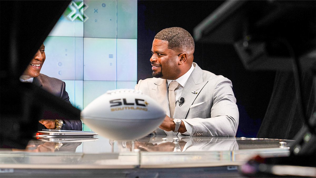 New podcast episode: 1-on-1 w/ <a href="/SouthlandSports/">Southland Conference</a> Commissioner <a href="/Chris_____Grant/">Chris Grant</a>
 
-Nicholls’ upset over UIW on ESPN2
-Southland's push to ascend in FCS
-UTRGV’s potential
-9-game conf. schedule
-FCS championship moving to Nashville
-New D1 governance
🎧herosports.com/fcs-podcast-25…