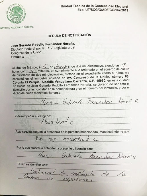 jorgegogdl's tweet photo. Monica Gabriela Fernández Noroña, hermana de Gerardo Fernández Noroña fue la asistente del Senador cuando era diputado, firmaba oficios. Compraba boletos de avión con dinero público. Era parte de la nómina secreta de Noroña, nadie sabe cuanto ganaba pero traía charola. https://t.co/VsU2FEFHfq