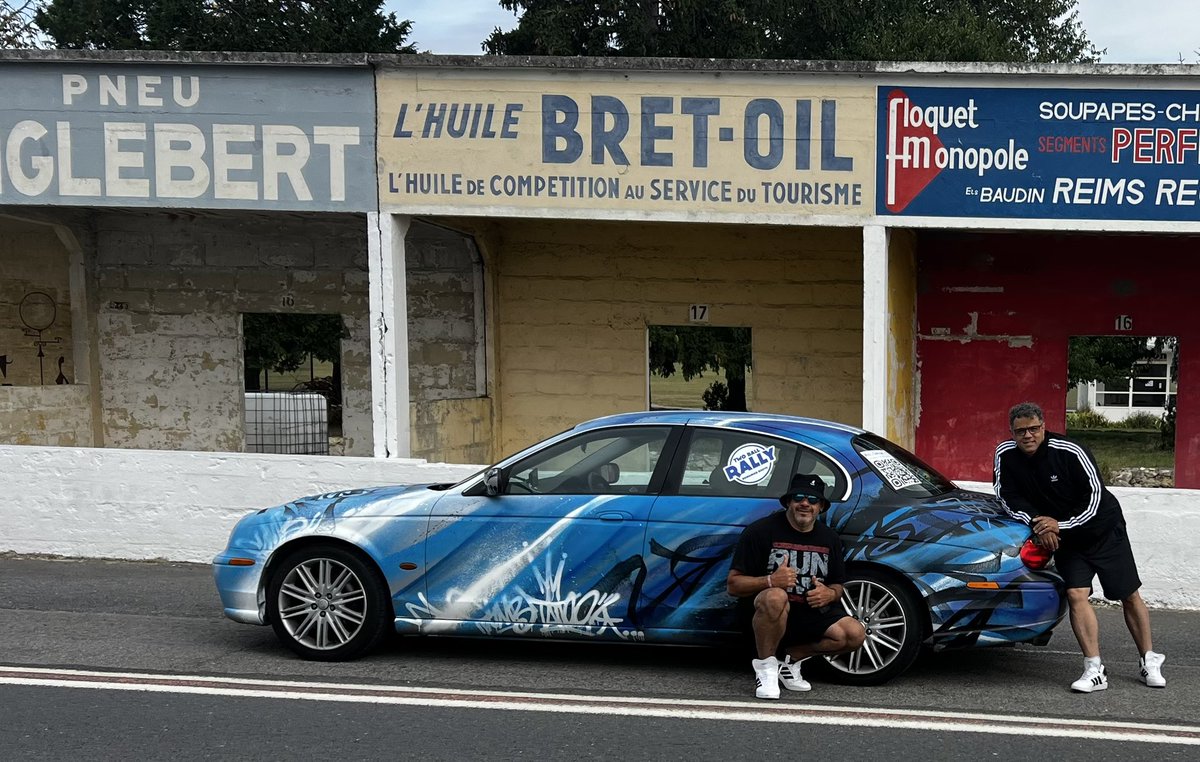 Oliver Lawal tweet media