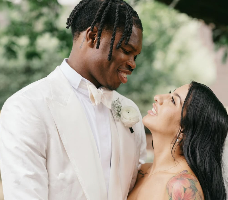 dailysoapdish's tweet image. Travis Hunter and Leanna Lenee Welcome Baby Boy Ahead of NFL Debut dlvr.it/TMl5zD #Sports #LeannaLenee #TravisHunter