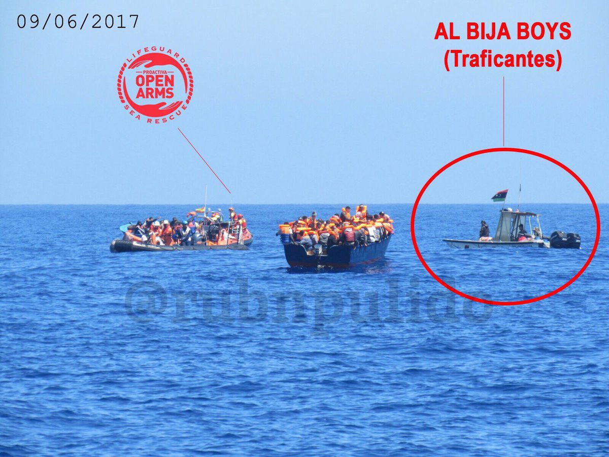 Rubén Pulido (@rubnpulido) on Twitter photo Año 2017, Open Arms y sus extrañas relaciones con el grupo de traficantes liderado por Abd al-Rahman al-Milad, más conocido como 'Al Bija', considerado como uno de los mayores traficantes de personas del mundo. ¿Qué hacían allí los hombres de Al Bija, <a href="/campsoscar/">Oscar Camps</a>? Año 2017, Open Arms y sus extrañas relaciones con el grupo de traficantes liderado por Abd al-Rahman al-Milad, más conocido como 'Al Bija', considerado como uno de los mayores traficantes de personas del mundo. ¿Qué hacían allí los hombres de Al Bija, <a href="/campsoscar/">Oscar Camps</a>?