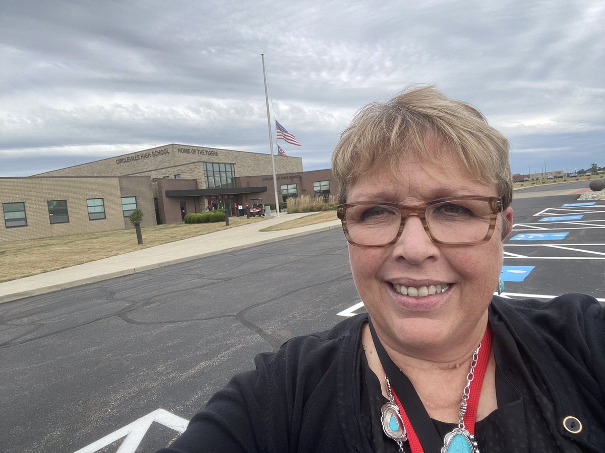 Mrs. Strebe tweet media