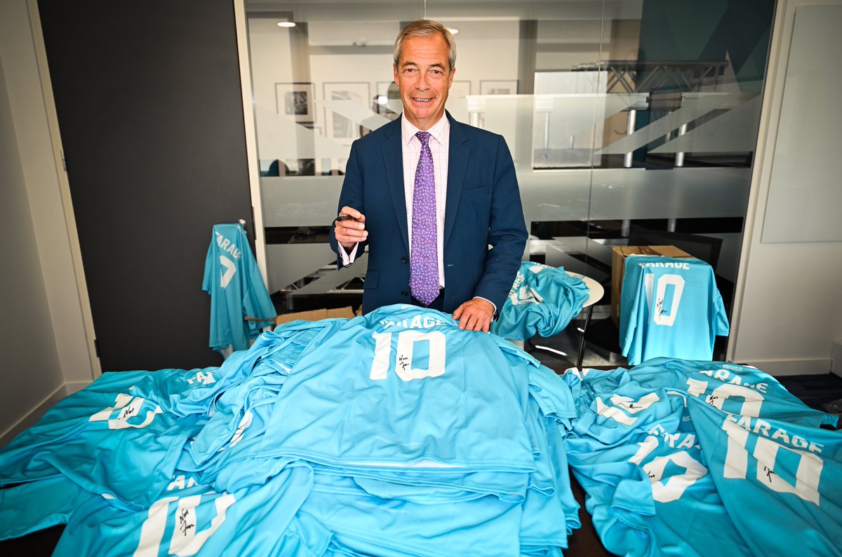 reformparty_uk's tweet image. Hundreds of signed Reform FC shirts are on their way to supporters across the country! 👕