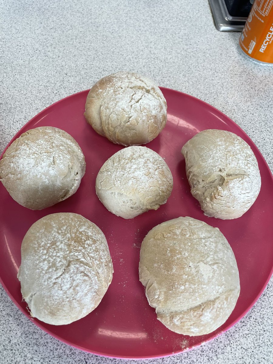 Bakery pupils are beginning to learn about the skill of bread making in their new unit! Well done in making your first set of rolls 🥖💜💚