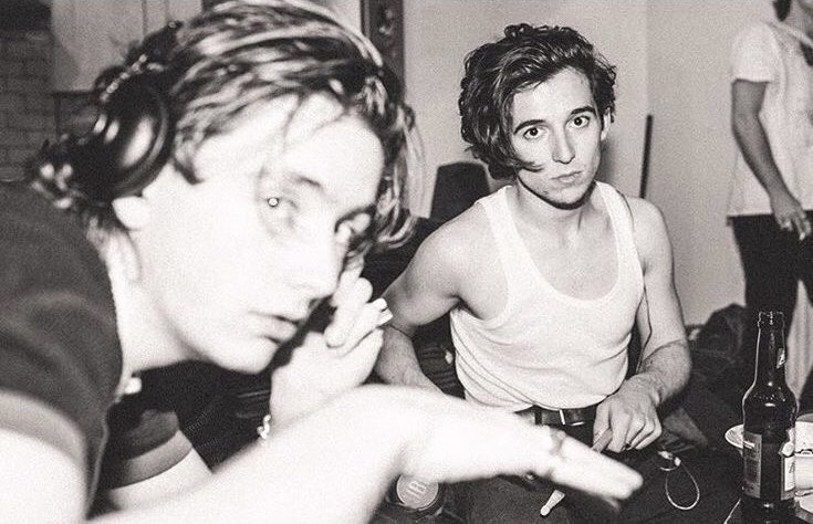 dailybskeetz's tweet photo. happy bday to the best drummer in the world🌟(a little thread) https://t.co/qE1ofhTjrS
