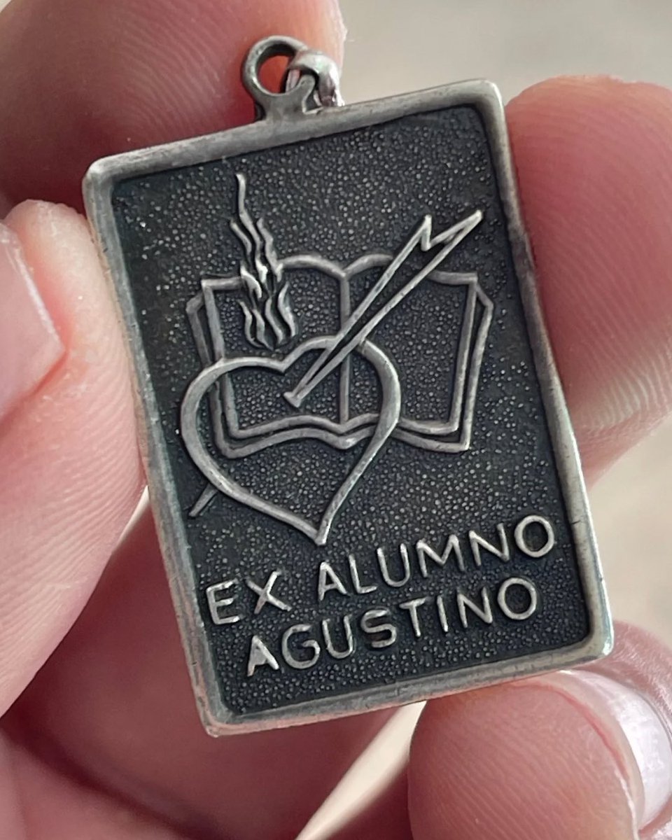 ¡Feliz fiesta de San Agustín! Y hoy y siempre, vale recordar el “breve precepto” del santo de Hipona: “Ama y haz lo que quieras: si callas, calla por amor; si gritas, grita por amor; si corriges, corrige por amor; si perdonas, perdona por amor. Exista dentro de ti la raíz de la