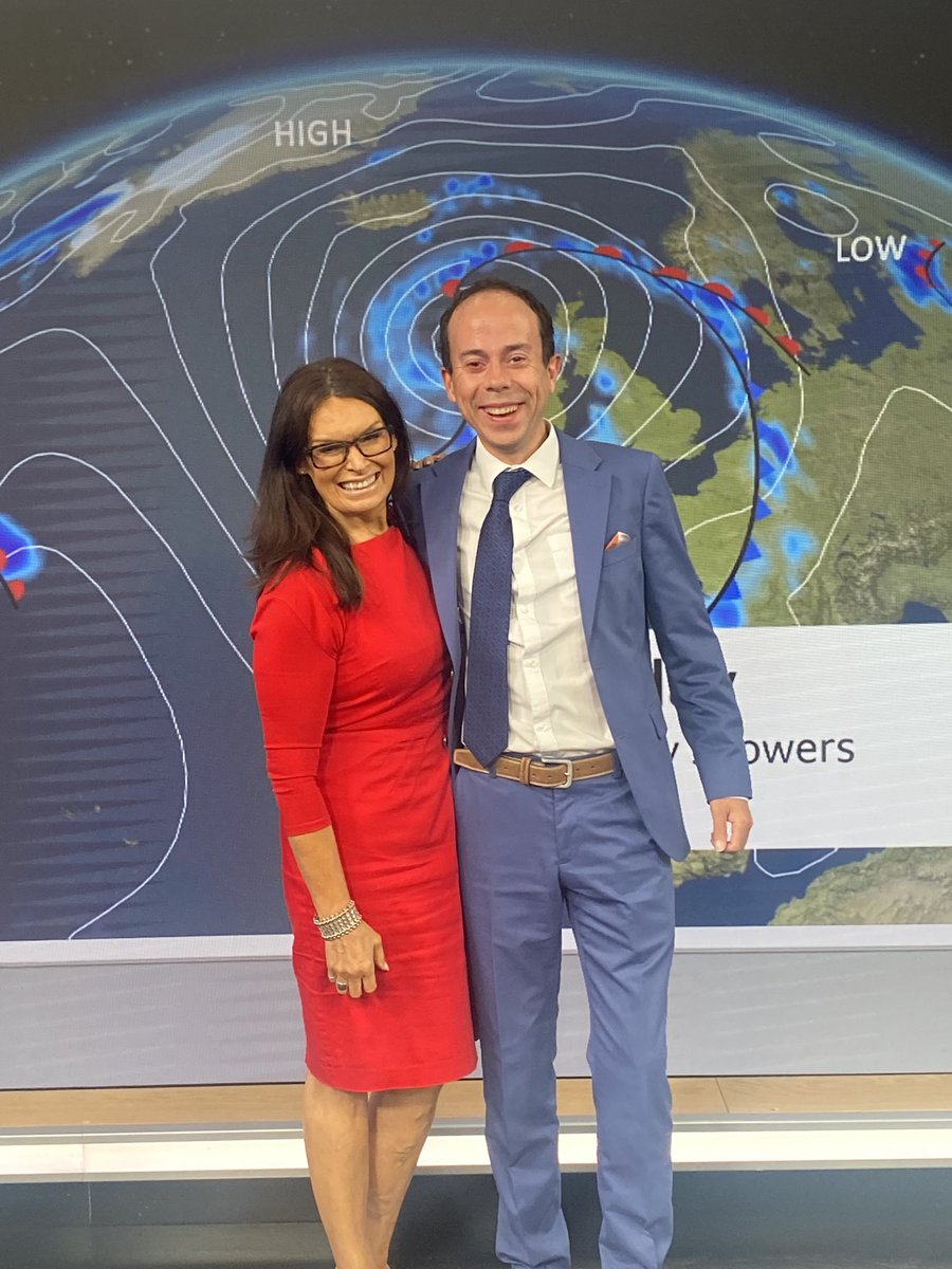 There he is the one and only <a href="/weatherblether/">Calum MacColl</a>  back at the map <a href="/BBCScotWeather/">BBC Scotland Weather</a>