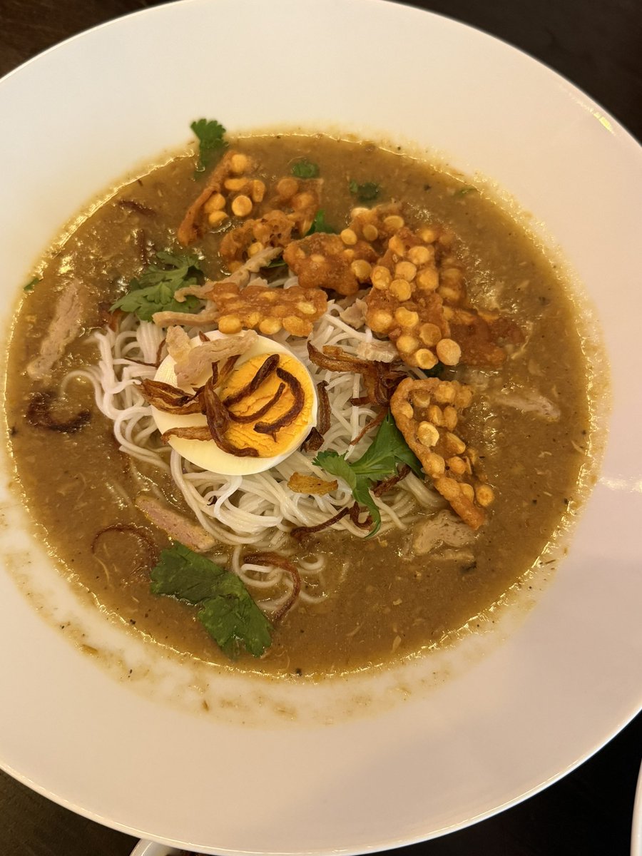FoodInLondon_'s tweet image. Delicious Burmese food at Arponnar in Willesden Green, London instagram.com/p/DN581NtjI_J/…