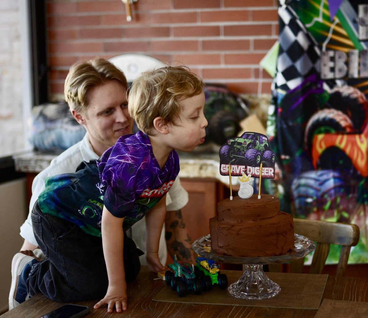 I can’t believe this little guy is already 5 years old! Time truly does fly, but it’s been the greatest joy of my life watching you grow ❤️🎂