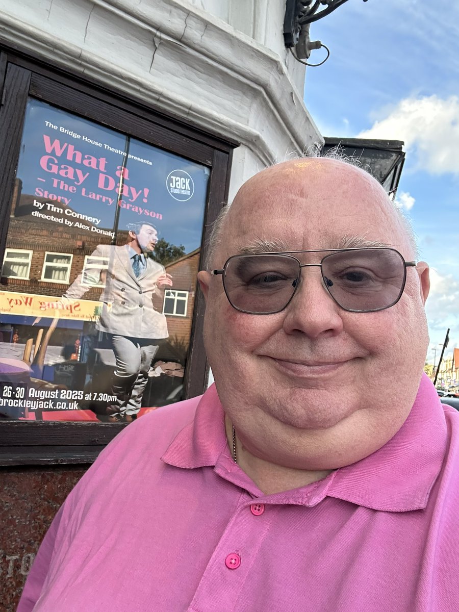 Terry_Ea's tweet image. Back at the @BrocJackTheatre tonight to see “What a Gay Day” for @LondonTheatre1 #theatre #reviewer #larrygrayson