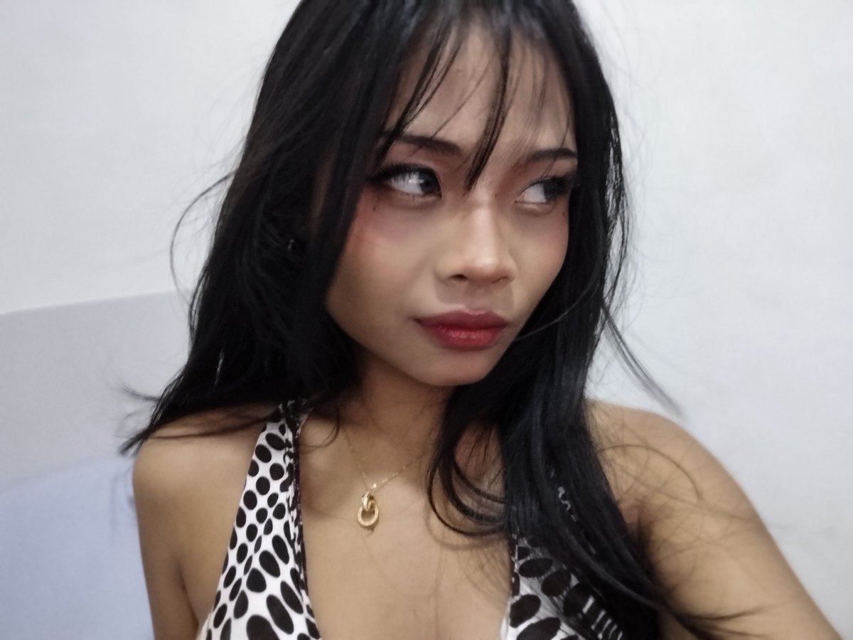 itskia007's tweet photo. @anatto_23 She’s so hot https://t.co/wPUUf1EME7