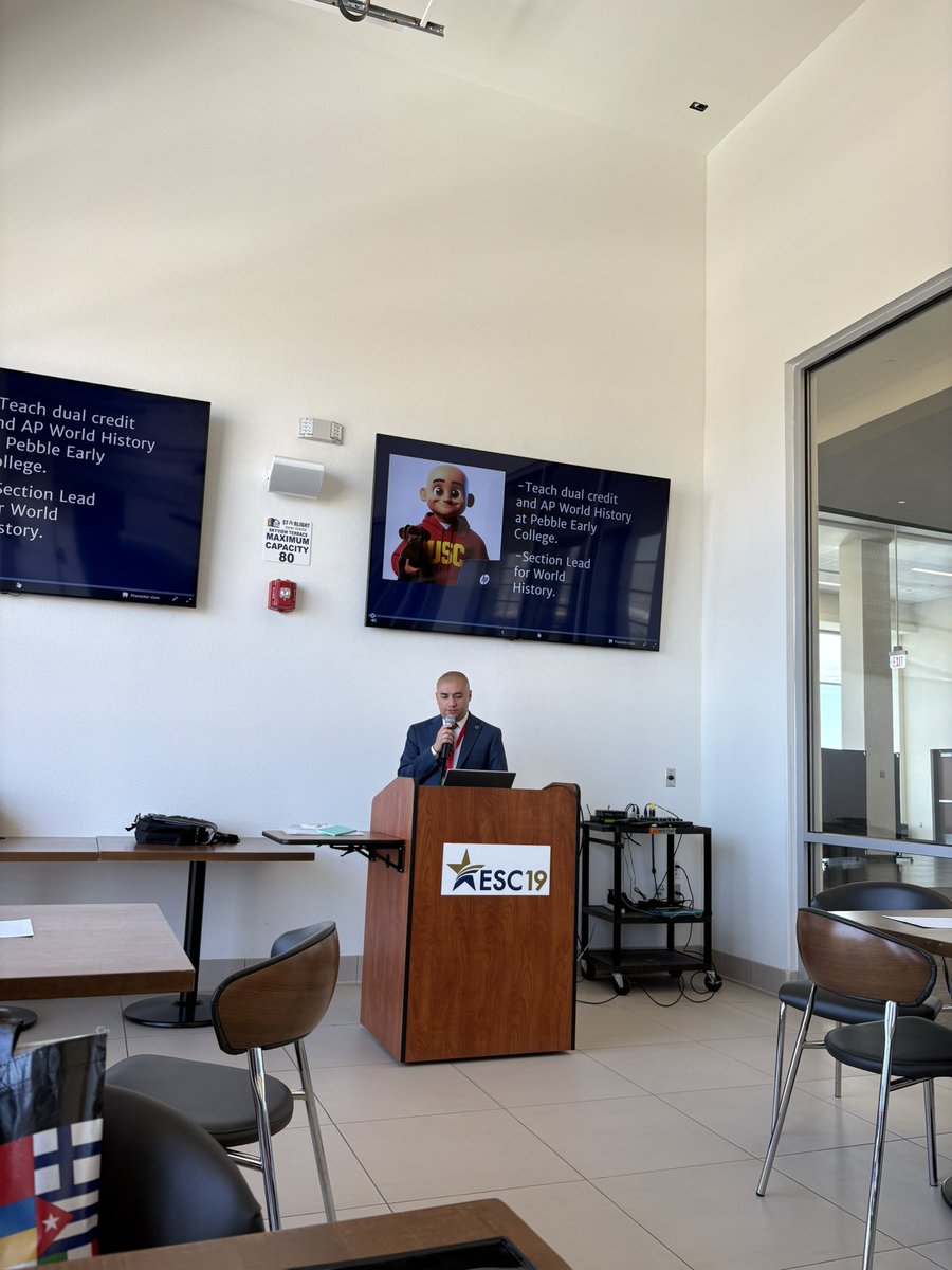 M_Duarte_PHHS's tweet image. Our campus is full of instructional leaders! 📚✨ I’m honored to work with @DrDario . Today he is presenting at the West Texas Reading Symposium to inspire educators across our region. @LoriGomez_PHHS @APRIL_PHHS @PHills_HS
