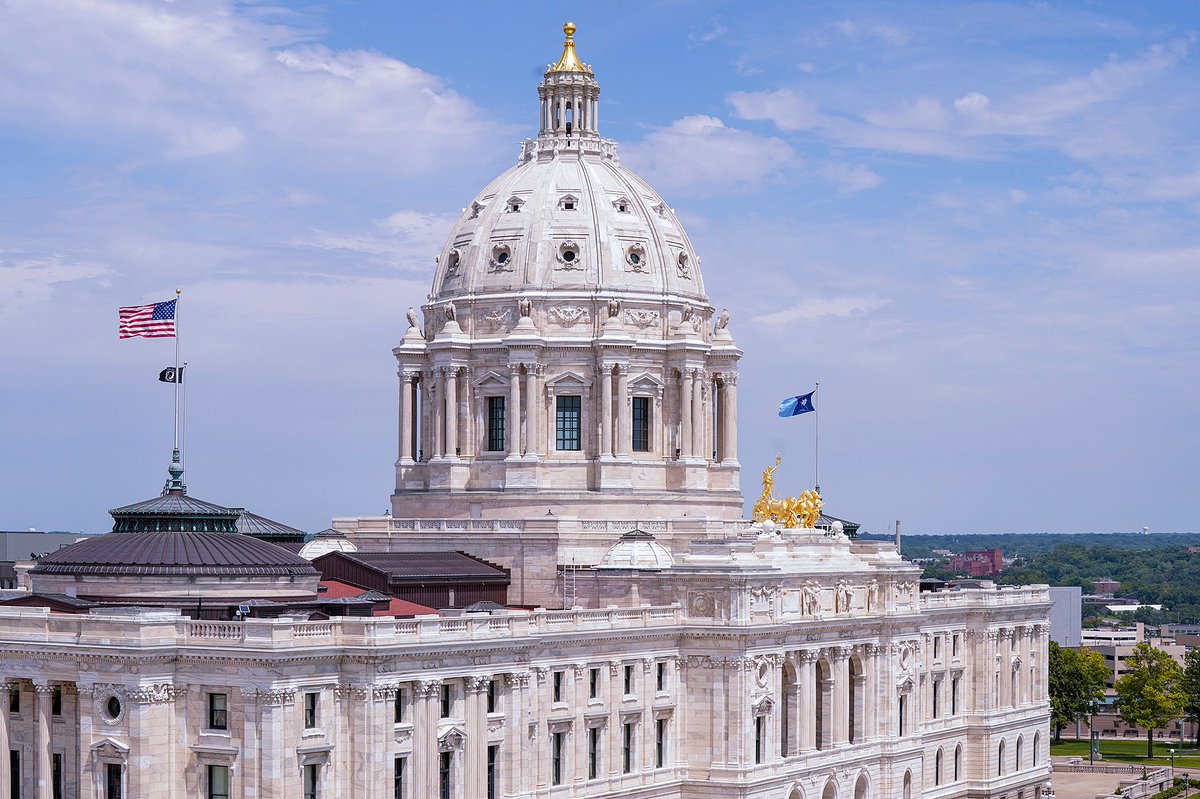 Are you a college student interested in the legislative process? Learn more about the 2026 #mnhouse Undergraduate Internship Program!

⏳ Application deadline is Nov. 7 house.mn.gov/sergeant/inter… 

#mnleg