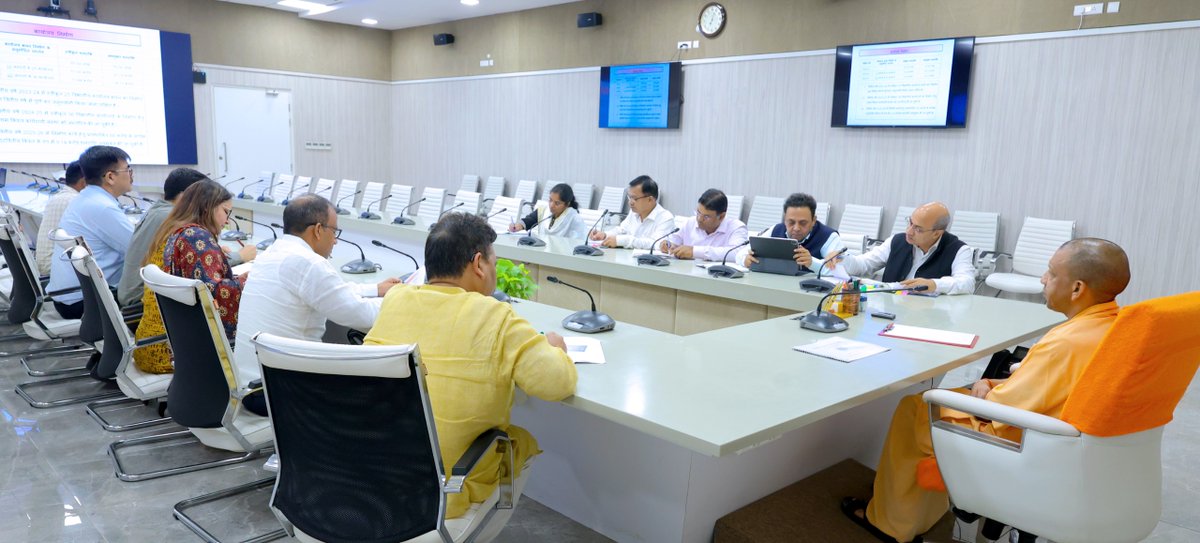 स्टाम्प विक्रय के अन्य विकल्पों पर विचार कर वेण्डरों के कमीशन को तार्किक बनाया जाए।

साथ ही 10 वर्ष तक की अवधि वाले लघु एवं मध्यम वर्ग के किराएनामे पर स्टाम्प शुल्क और पंजीकरण शुल्क में छूट दी जाए। रिक्त पदों पर नियुक्ति प्रक्रिया शीघ्र पूरी की जाए, ताकि कार्यकुशलता और सेवा की