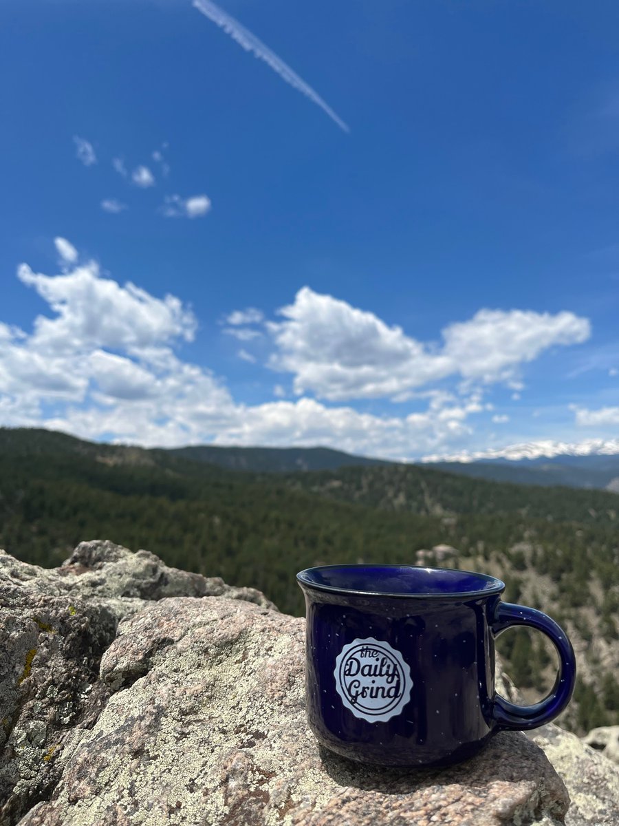 dailygrindpod's tweet image. HAPPY SIPPIN' SUNDAY! ☕️🌾
Fun Fact: Did you know that September is known as harvest month?
Like & comment below!⤵️⤵️
#september #sippinsunday #dailygrind #podcast #sunday #fuelthegrind #grindtime #weekend #morning