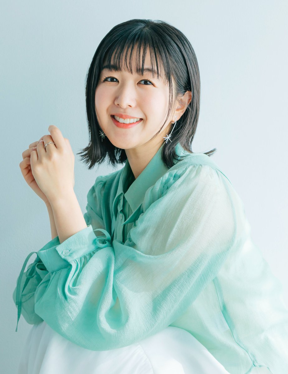 茅野愛衣さん　かやふぇしゅ　ポスター2種 茅野愛衣かやふぇしゅB2ポスター カタログ - メルカリ