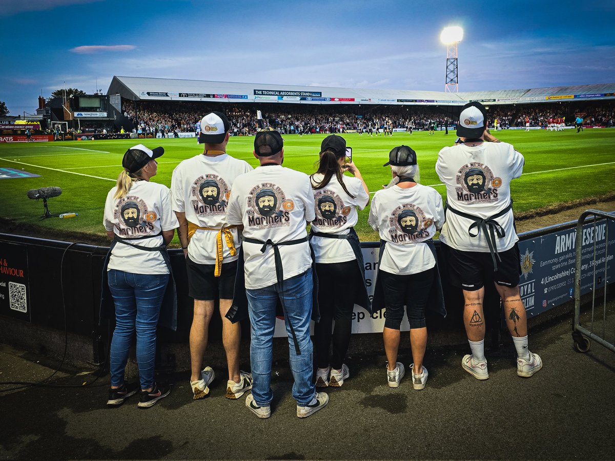 CooksCooky's tweet image. Last night was awesome @officialgtfc 

The Fans.
The Team.
The Result.

THE NOISE....

Class....