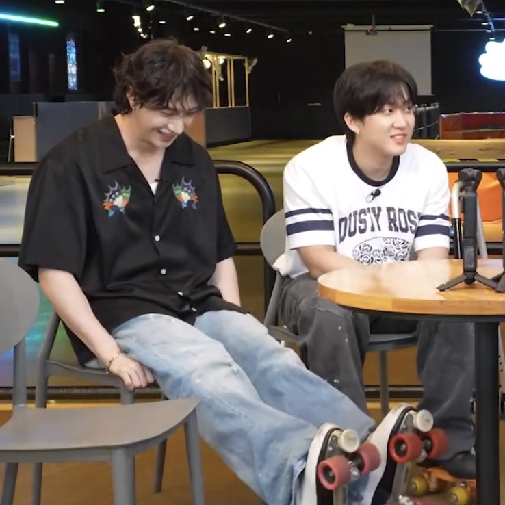 leiniealien's tweet image. Cute boy, isn’t he?