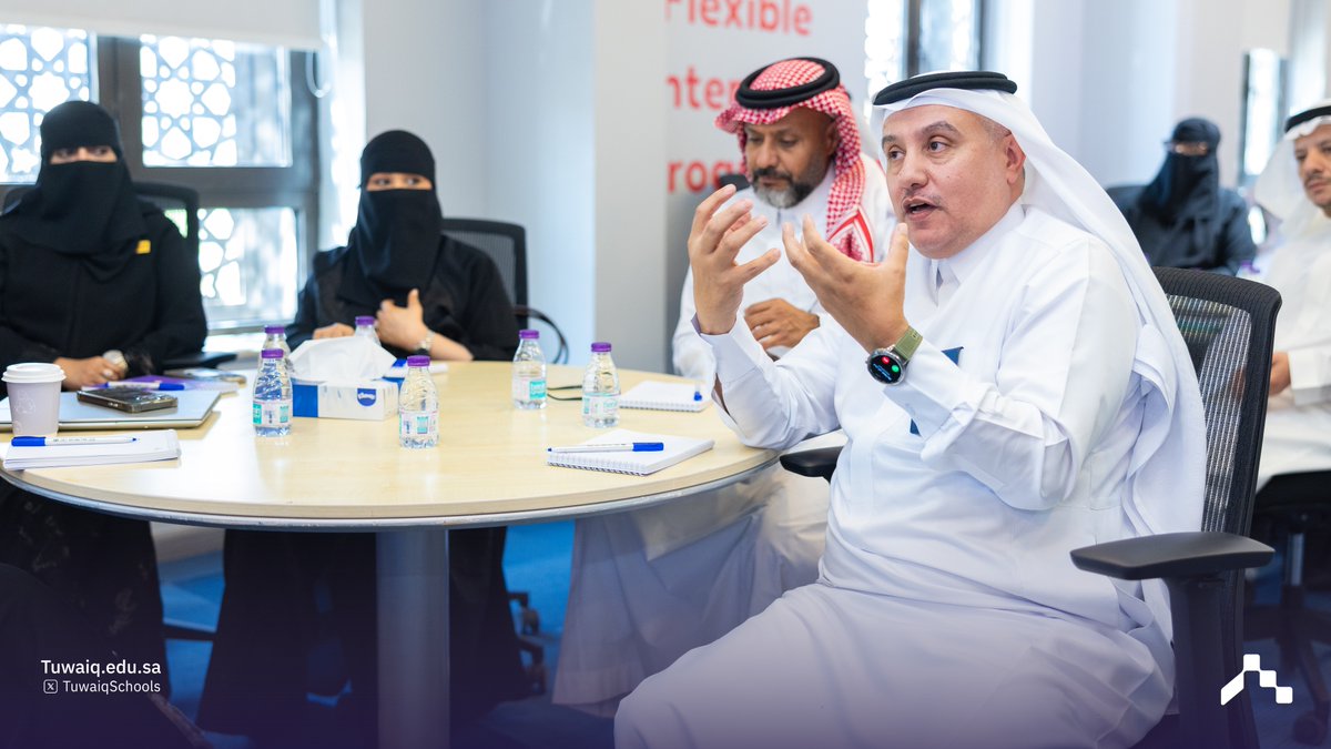 TuwaiqSchools's tweet photo. جهود متواصلة لبناء قدرات وطنية متميّزة؛ في لقاء منسوبي الإدارات التعليمية من خمس مناطق إدارية لفروع #مدارس_الموهوبين_التقنية. https://t.co/ULOYD6Wo4k