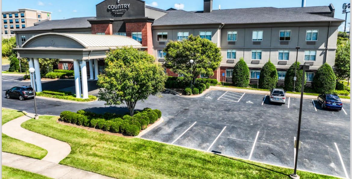 FredSutterlin's tweet image. It was an honor to represent the seller in the successful sale of their hotel asset, a newly converted Country Inn &amp;amp; Suites in Etown KY, closed at a premium sales price of $7,550,000. Also great to work and partner with Joe Jones and Brad Sinclair on this deal.