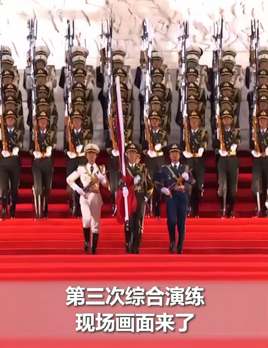 xinjiangLDM's tweet photo. 阅兵式第三次综合演练 https://t.co/J0vOOrqebt