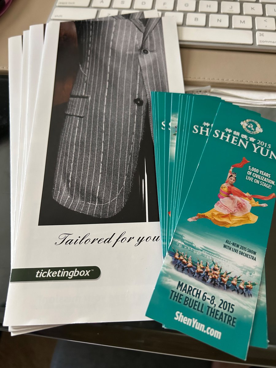 sparrow_return's tweet image. 翻出几样历史资料 神韵票房系统 ticketingbox的第一张Flyer！ 
还有现在仍然精进的某西人女学员两姐妹给我的感谢卡