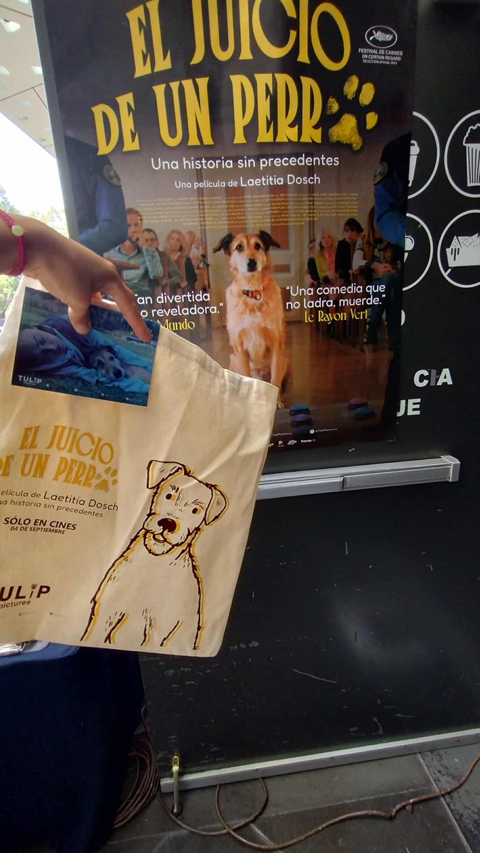 <a href="/apuntesdecineff/">APUNTESdeCINE</a> ya esta presente en la función de El juicio de un perro, gracias a <a href="/TulipPicturesmx/">Tulip Pictures</a> por la invitación!!!