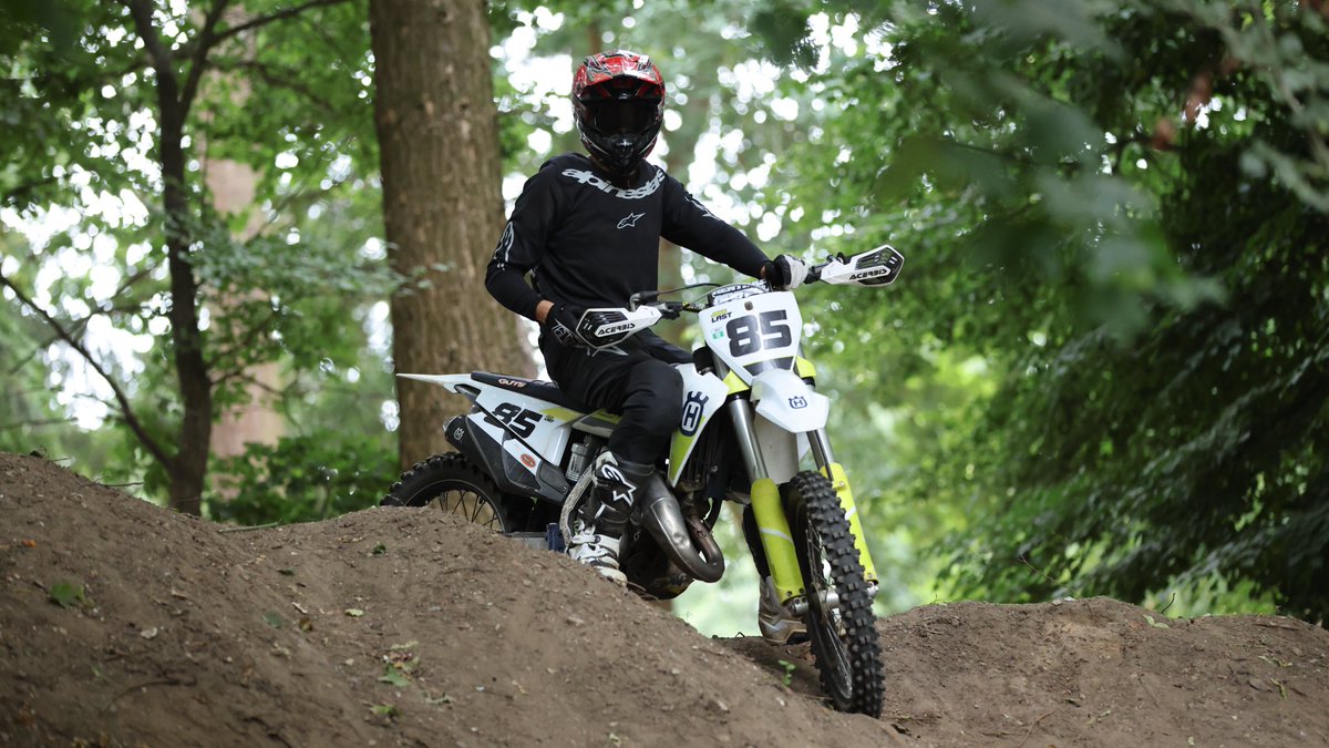 Through the trees youtu.be/NYtjNk-nC1Q?si… via <a href="/YouTube/">YouTube</a> 

#mx 
#motocross 
#mxfamily