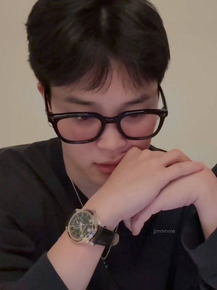 cathcuddle's tweet image. What ever happen, I’ll stay with you. What ever people say to ruin you I won’t give up on you. I know you’re a good human. Your heart is pure &amp;amp; you’re worthy to be love and to be protected. You don’t deserve to be hurt, babe. You’ve been good with all of us since the beginning.❤️‍🩹