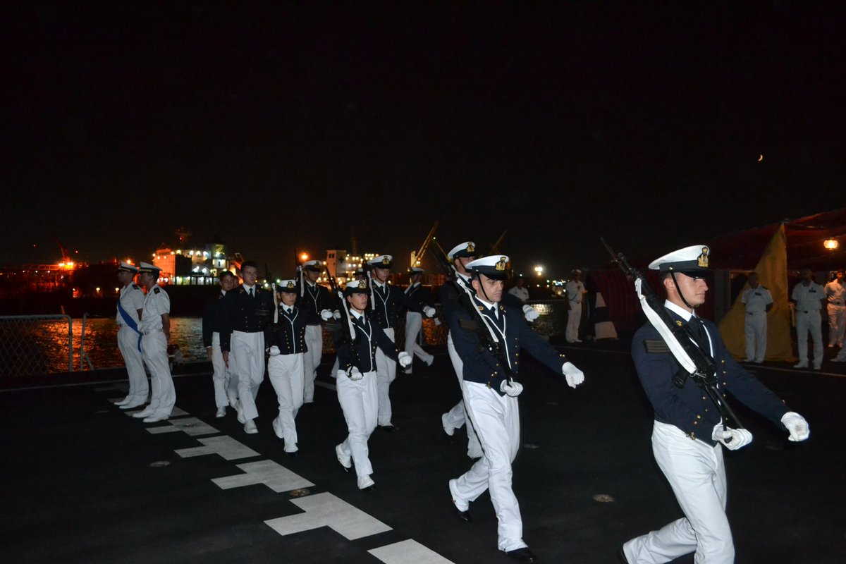 Italy in Tunisia tweet media