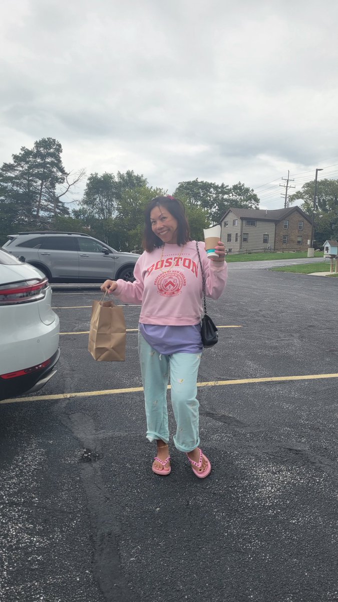 Sourine3's tweet photo. #unfashionable time haha. #happythursday https://t.co/oDiKWhUbTl