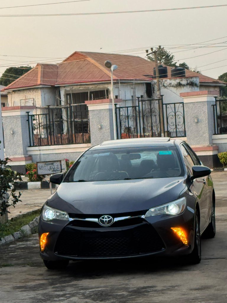 al3_aliyu's tweet image. FOR SALE ‼️‼️ DIRECT BELGIUM 🇧🇪 TOYOTA CAMRY FULL 2015 MODEL WITH ORIGINAL COSTUME DUTY GOING FOR JUST 19M ONLY LOCATION KADUNA ☎️07066777567