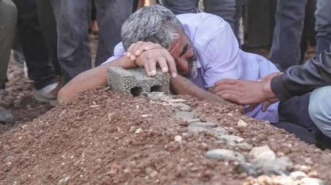 Rojin’in sesi olalım, gerçekler gün yüzüne çıksın! Katiller cezalarını çeksin, adalet yerini bulsun. #RojiniçinOmuzOmuza