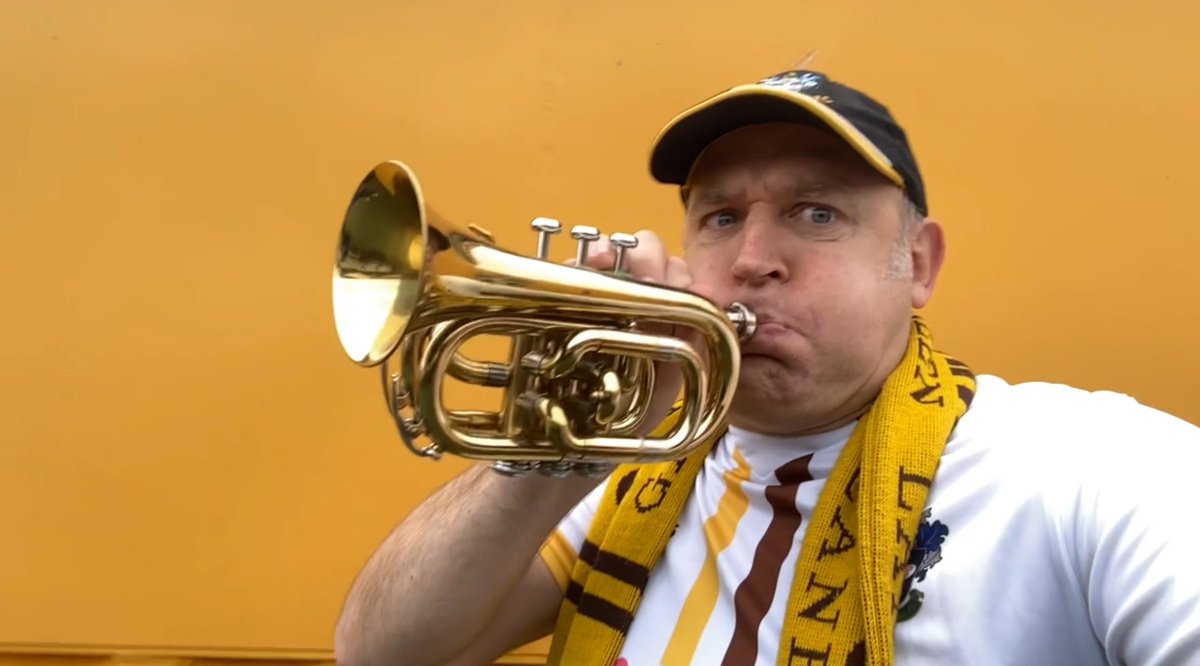 🎶U ARMY! I am you.🎶

My brand new Sutton United song is on YouTube here. It’s a fan favourite. (In a parallel universe.) <a href="/suttonunited/">Sutton United</a> <a href="/Gandermonium/">Gandermonium</a> 

youtu.be/8H6z4oofCrI?si…