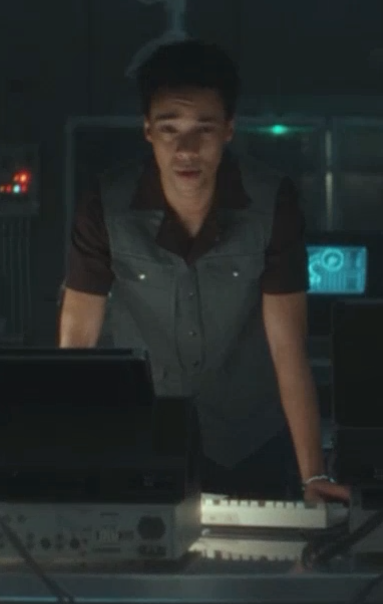 <a href="/the_psych_nerd/">Stars || Is mostly afk ||</a> So far I haven't been able to get a full picture of the suit, but these at least