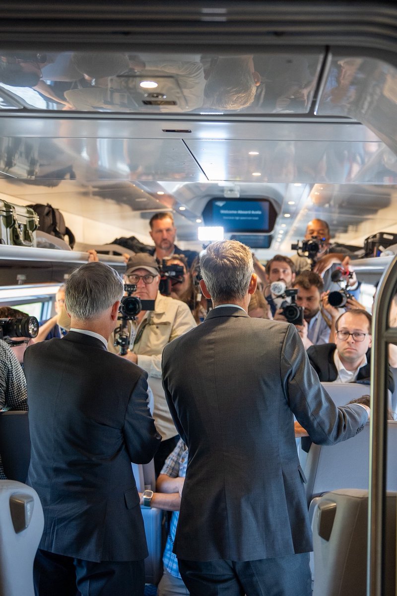 SecDuffy's tweet image. Yesterday was quite the ride!

We launched the new Acela AND announced our plan to reclaim management of Union Station. 

🇺🇸MAKE D.C. SAFE AND BEAUTIFUL AGAIN 🇺🇸