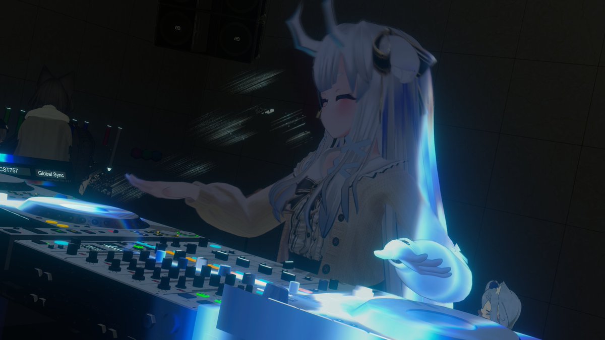 #夜中でも音楽が聴きたい ラストのDJは No.8 ( <a href="/No8_VRChat/">No.8@VRChat</a> ) さん！！！！イベントは 27:40 (3:40) までやってるからもしよかったら遊びに来てね！