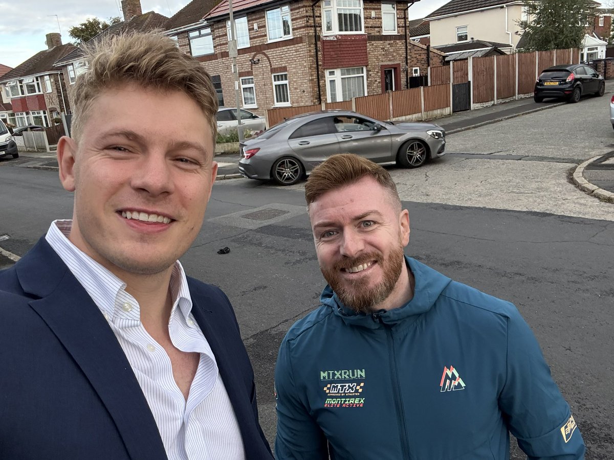 A nice doorknocking session with <a href="/WestDerbyPhil/">Phil Brookes-Lennon</a> tonight 🔶