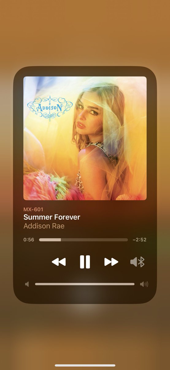 en este local se festeja que addison venga a argentina pero se llora porque no tengo entrada por favor solo necesito gritar esta canción en el lollapalooza en su primer show en mi país es tanto pedir